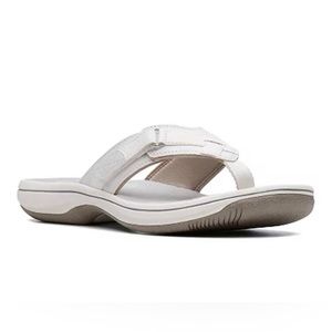 Brand New Clarks Cloudsteppers Breeze Sea Shoes